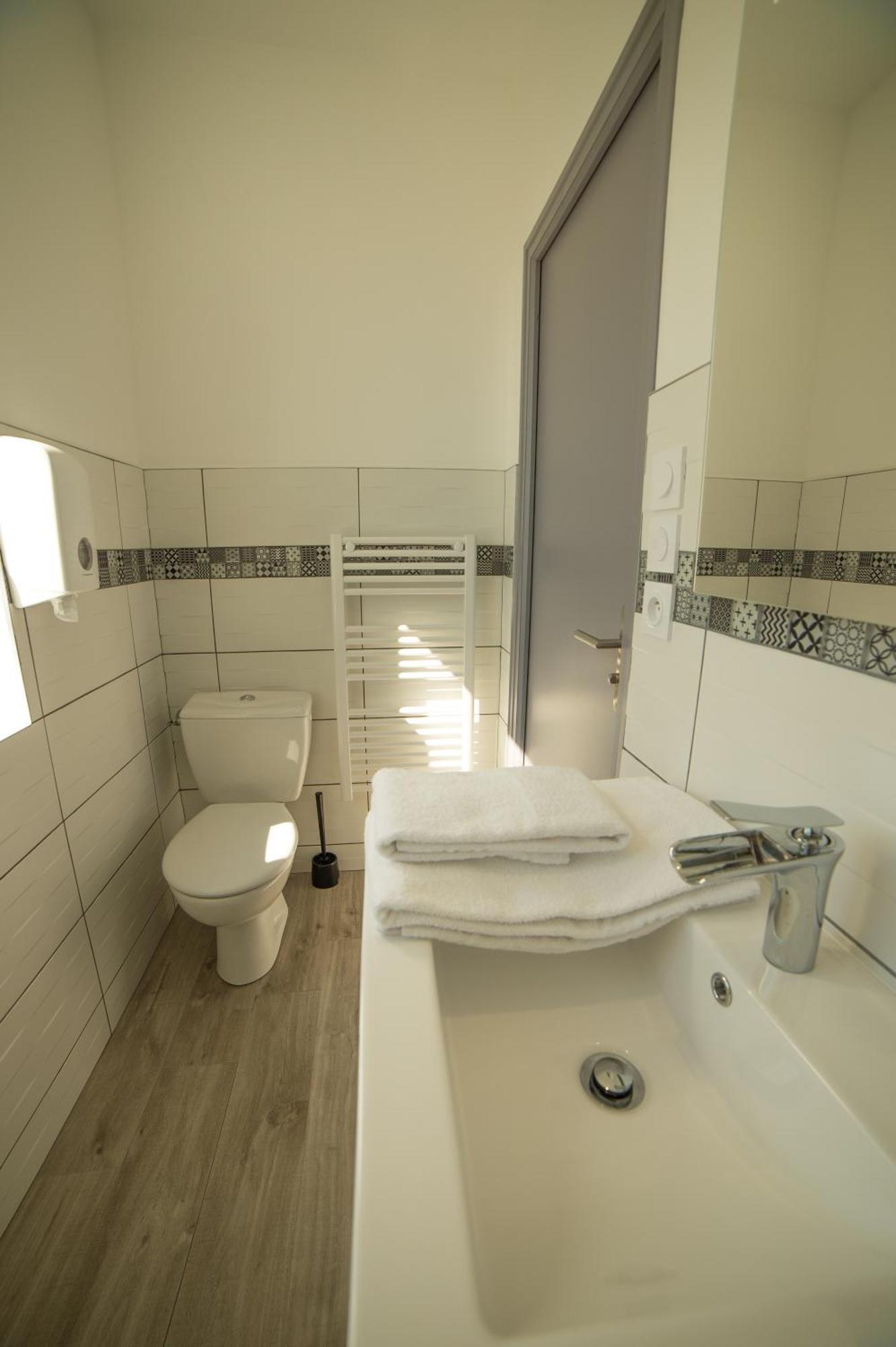 Appart Hotel De La Souleuvre Le Beny-Bocage Номер фото